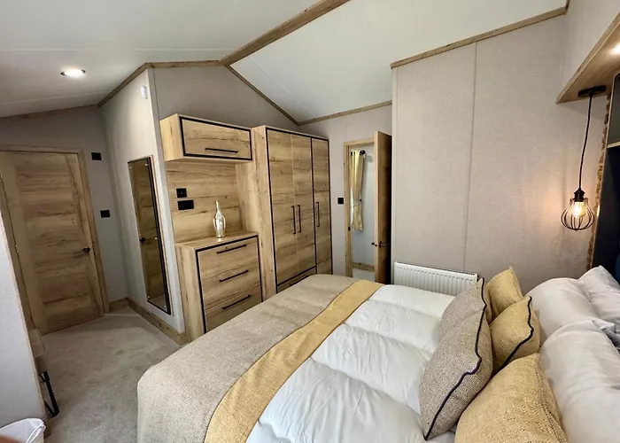 Aberdunant Hall Holiday Park