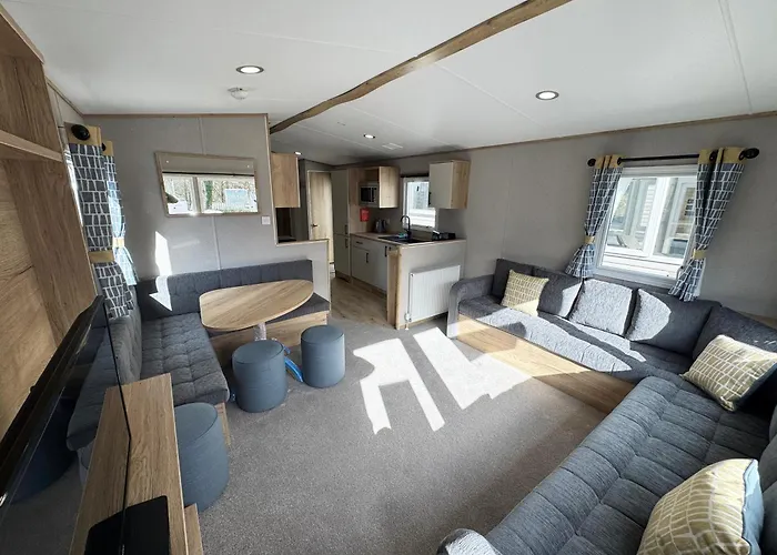 Aberdunant Hall Holiday Park