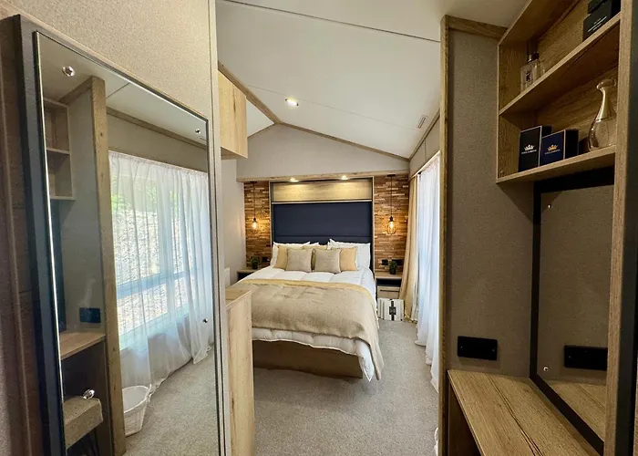 Aberdunant Hall Holiday Park