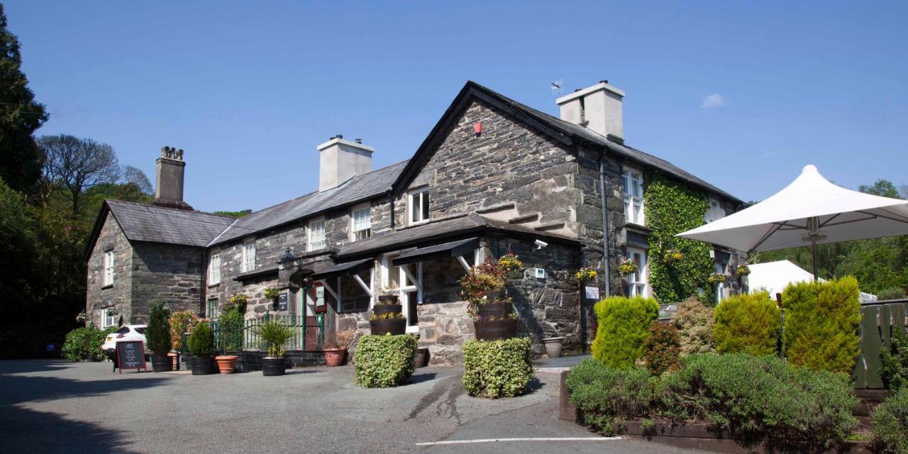 Aberdunant Hall